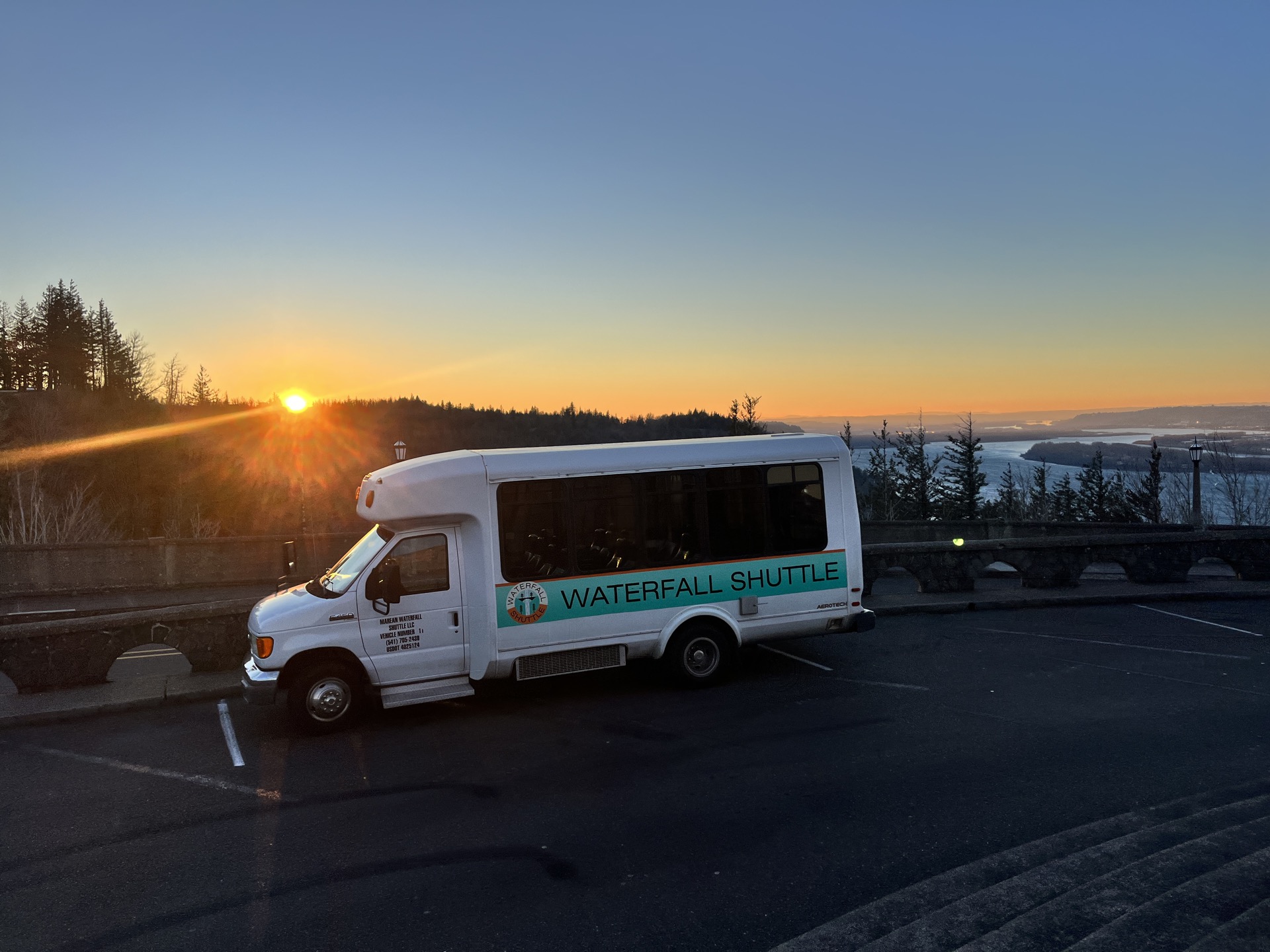 Multnomah Falls Sunset Tour